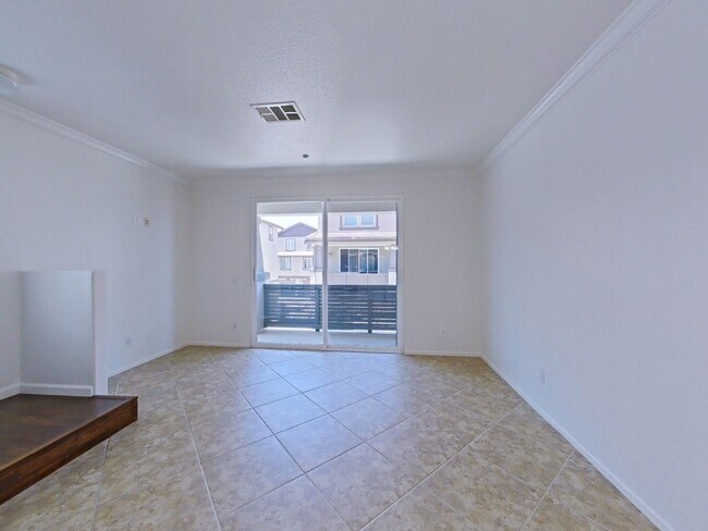 Foto del edificio - Spacious 3-Bedroom Home in Prime San Diego Location