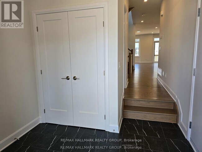 Building Photo - 1320 Whitlow Grass Wy
