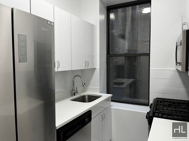 Foto del edificio - WEST 72 STREET
