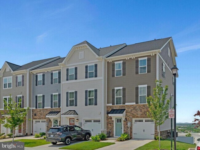 Foto del edificio - 46366 Mount Kellogg Ter