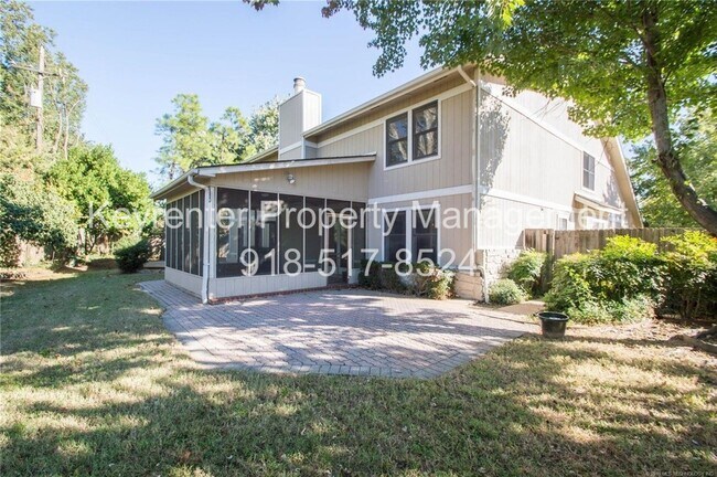Foto del edificio - 4 Bed | 3 Bath in Central Tulsa!