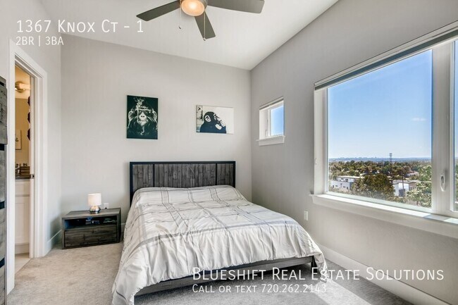 Foto del edificio - 1367 Knox Ct