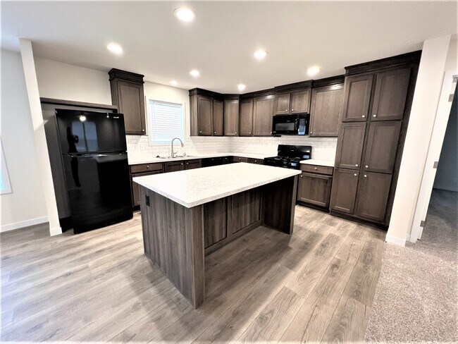 Foto del edificio - 5335 Coventry Dr