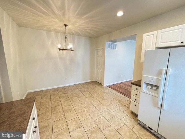 Building Photo - 35 S Delsea Dr