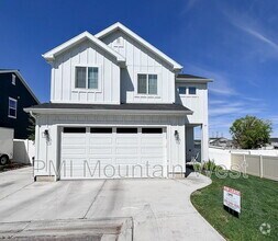 Building Photo - 3855 S 3025 W