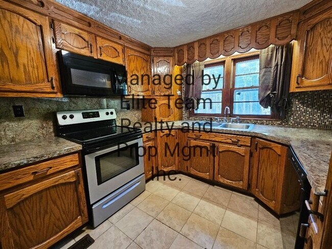 Foto del edificio - 2000 Pleasant Rd Fort Mill...Single family...
