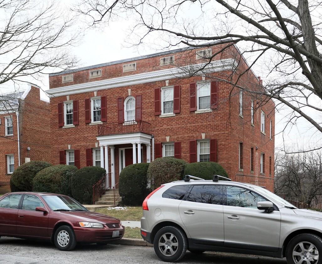 Building Photo - 2346 40th St NW
