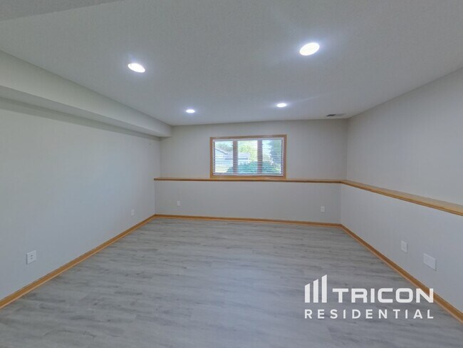 Foto del edificio - 2094 French Trace Ave