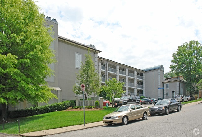Building Photo - Rose Hall
