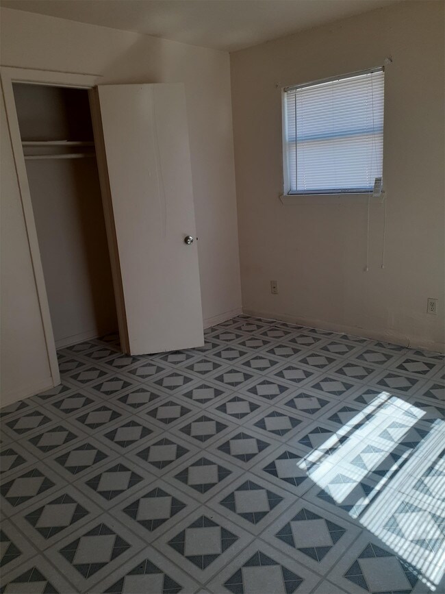 Building Photo - 4213 Dawson Ln