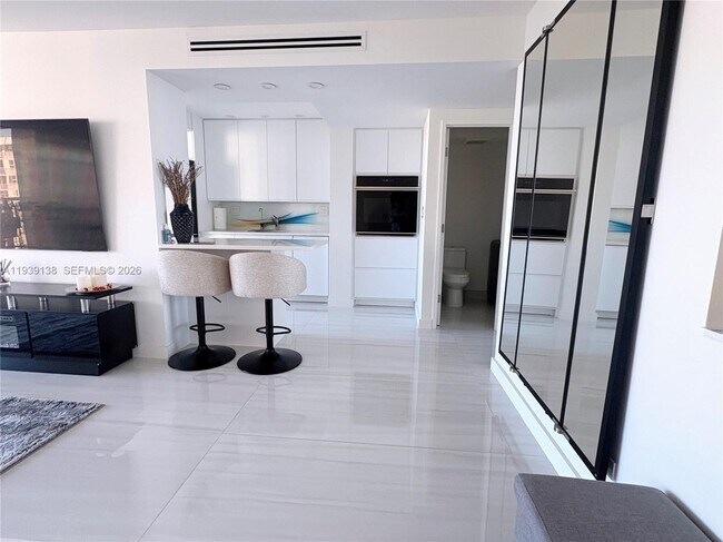 Foto del edificio - 230 174th St