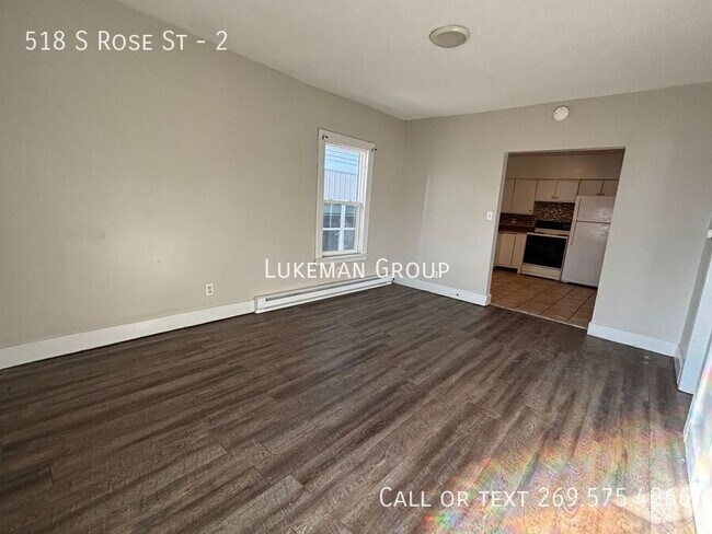 Foto del edificio - 518 S Rose St