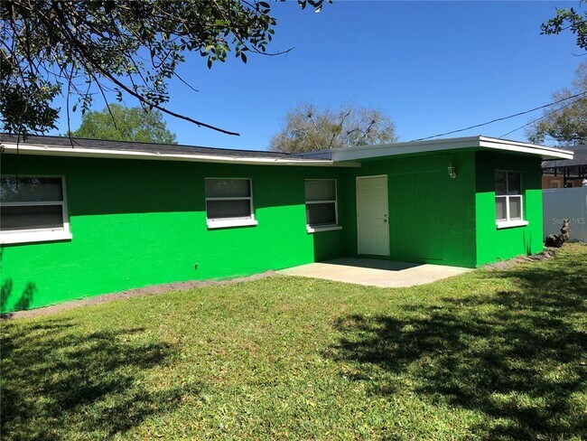 Building Photo - 5010 Polaris St