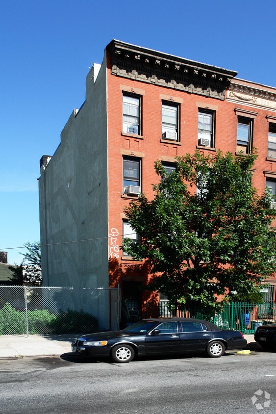 Primary Photo - 544 4th Ave