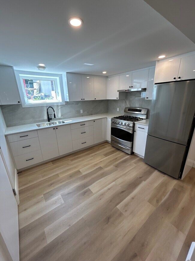 Photo du bâtiment - 1100 Richard Av