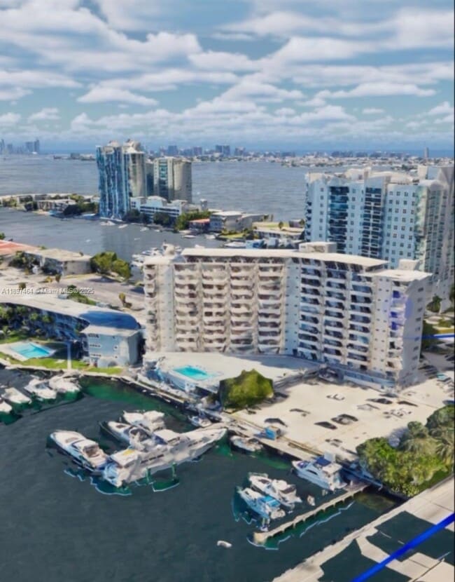 Foto del edificio - 7904 West Dr