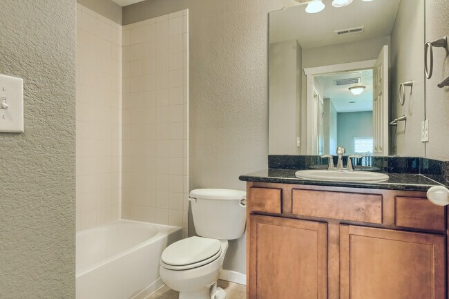 Building Photo - 11554 Yellow Daisy Dr