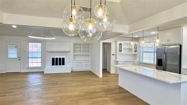 Foto del edificio - 3915 Spring Hollow Dr