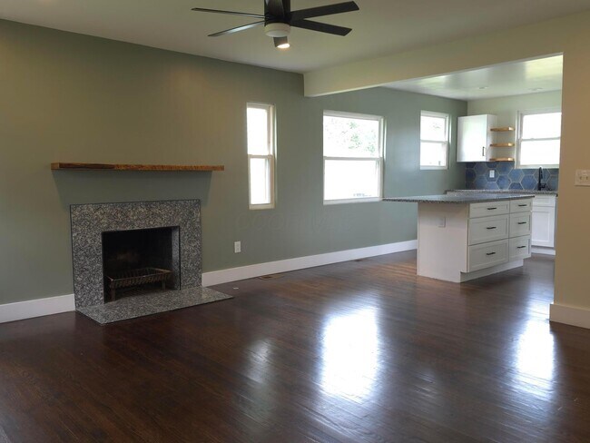 Building Photo - 516 Belvidere Ave