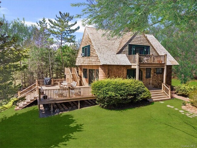 Building Photo - 350 Montauk Hwy
