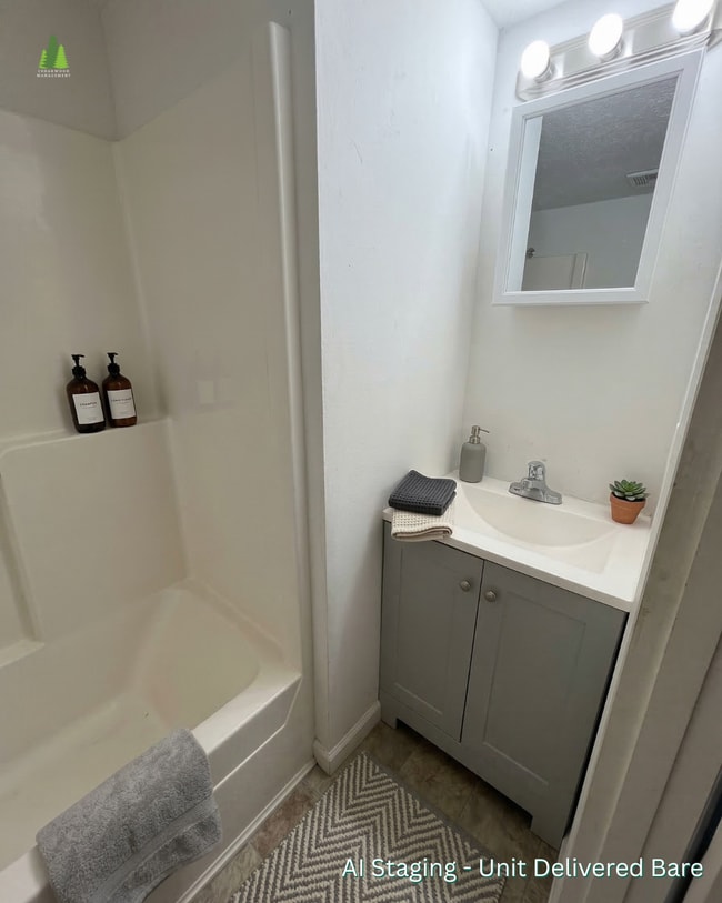 Building Photo - 794 Anderson Ave