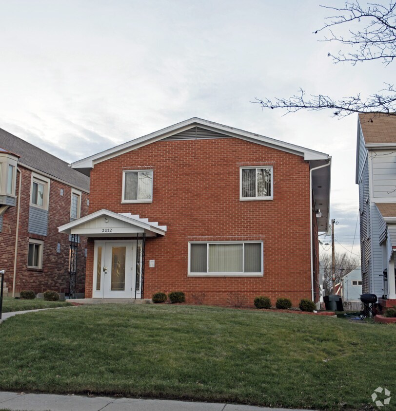 Building Photo - 2032 Emerson Ave