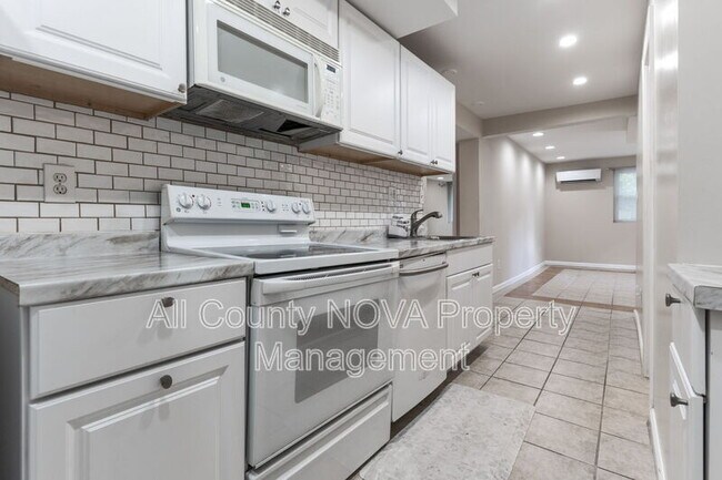 Foto del edificio - 4141 21st Rd N