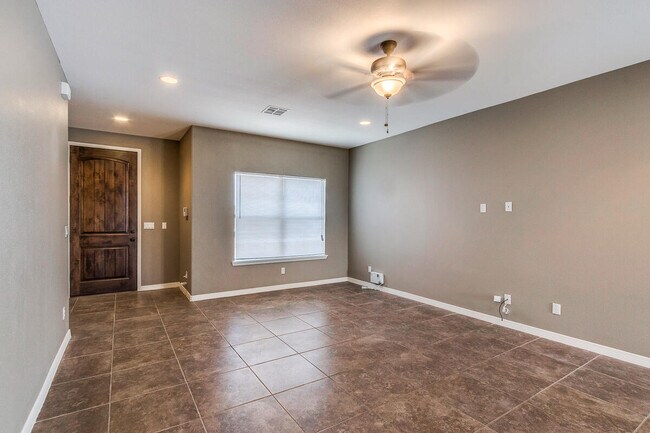 Building Photo - 14255 Hacienda Rock Dr