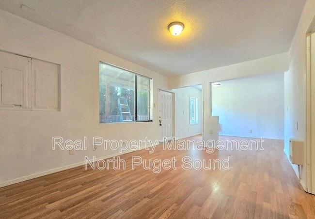 Building Photo - 15602 Ash Way