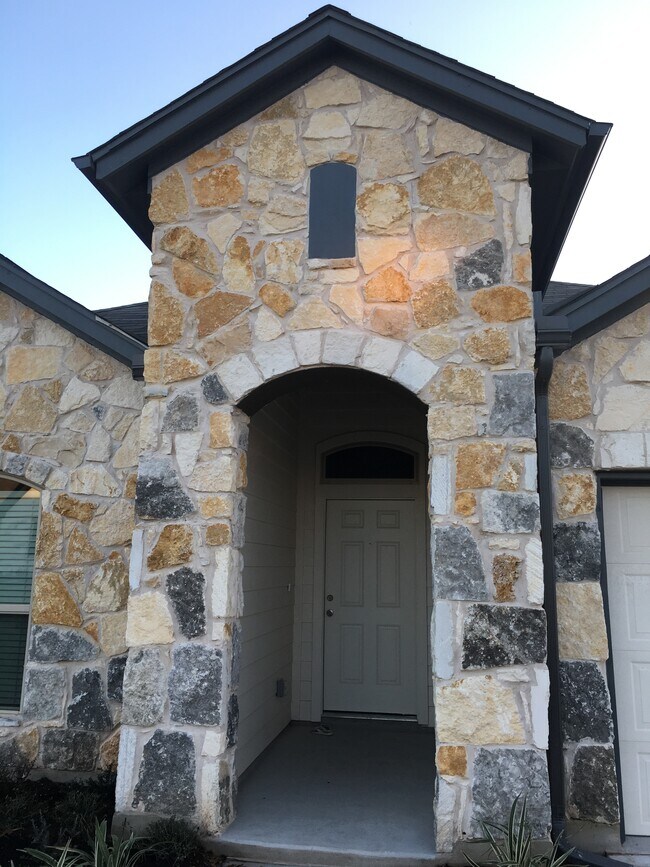 Foto del edificio - 300 La Joya Pass