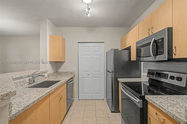 Foto del edificio - 1003 Belmont Ln