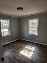 Building Photo - 1119 S Washington Ave