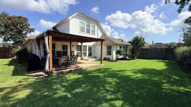 Foto del edificio - 842 Crystal Bay Ln