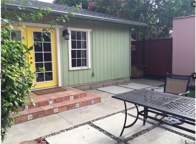 Building Photo - 3577 Gundry Ave