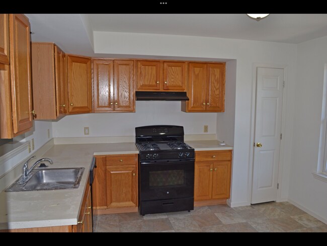 Foto del edificio - Beautiful townhome in Exeter Schools