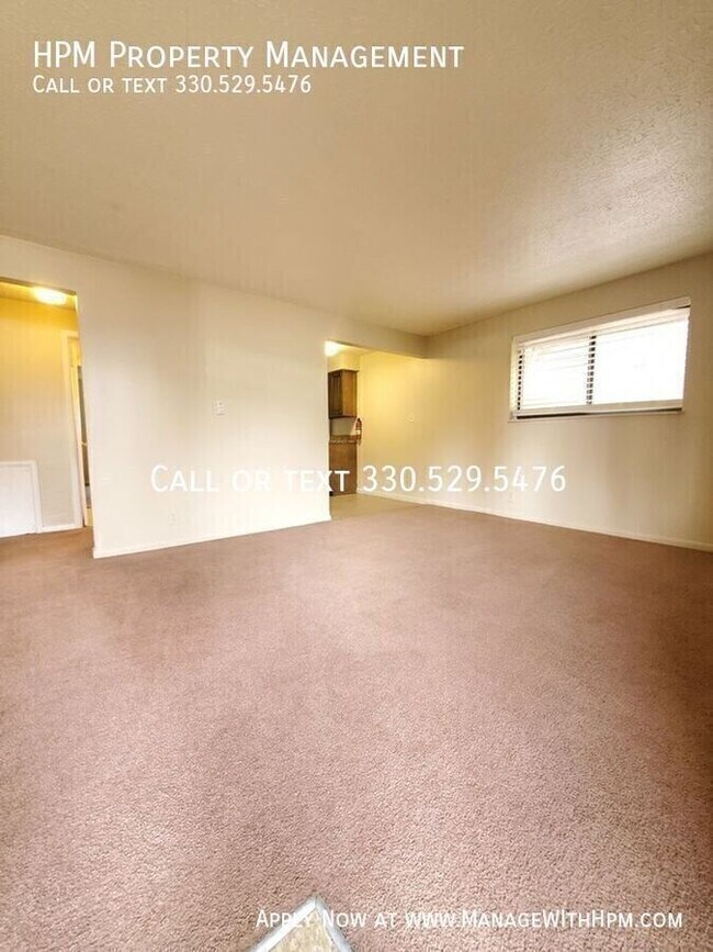 Building Photo - 591 E Buchtel Ave