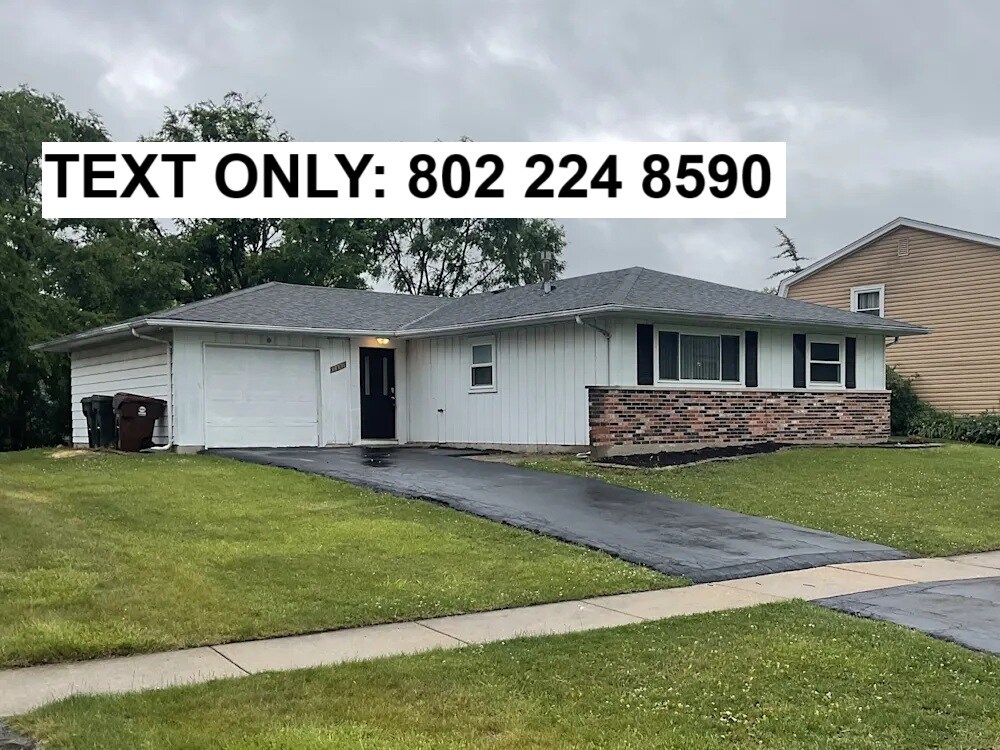 Primary Photo - 17810 Sarah Ln