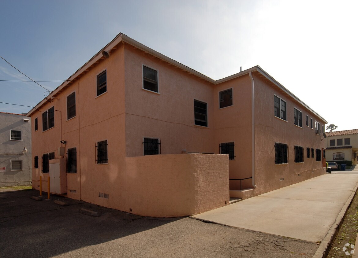 Foto del edificio - 637 S Dunsmuir Ave