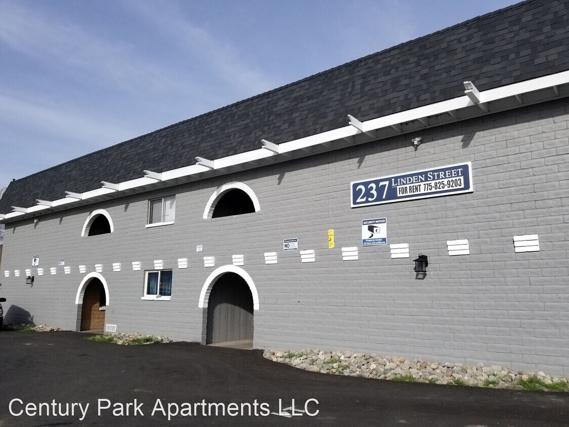 Primary Photo - 237 Linden St