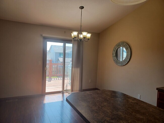 Foto del edificio - Must-see 4 bedrooms, 3 bath home in Harves...