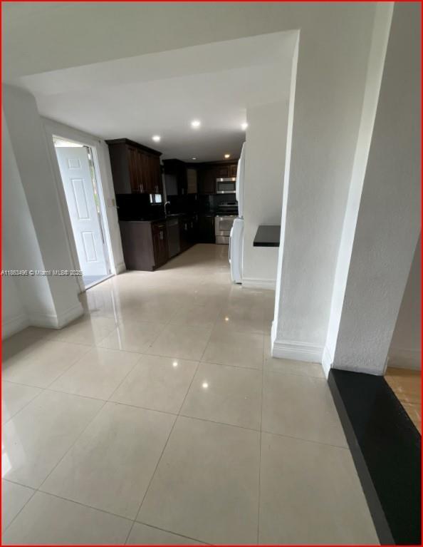 Foto del edificio - 8281 SW 28th St