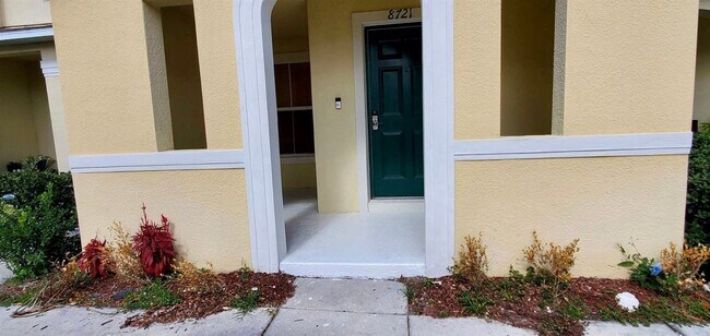 Foto del edificio - 8721 Sheldon Creek Blvd