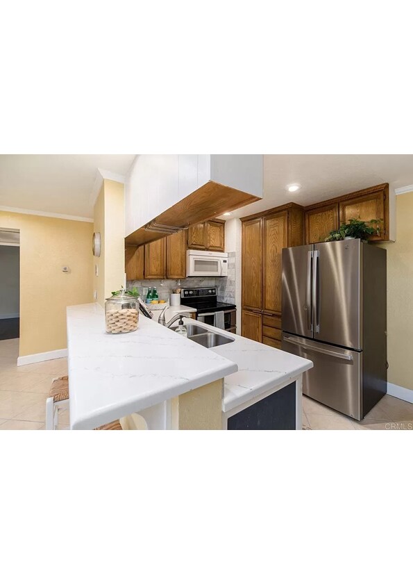 Cocina totalmente equipada - 5705 Friars Rd