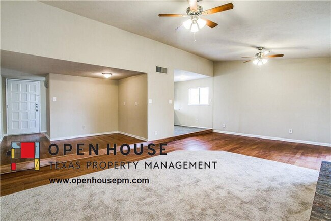 Building Photo - 824 Grand Teton Dr Plano
