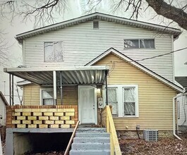 Building Photo - 294 Cincinnati Ave