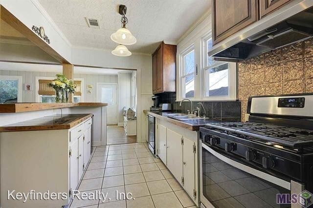 Foto del edificio - 3 br, 1 bath House - 3144 S. Eugene