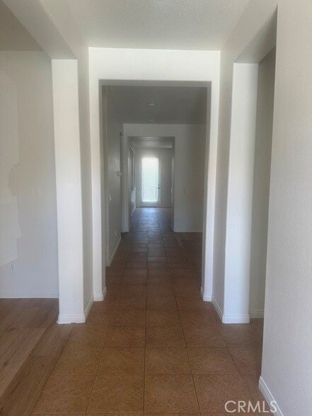 Foto del edificio - 13029 Hillhaven Ct