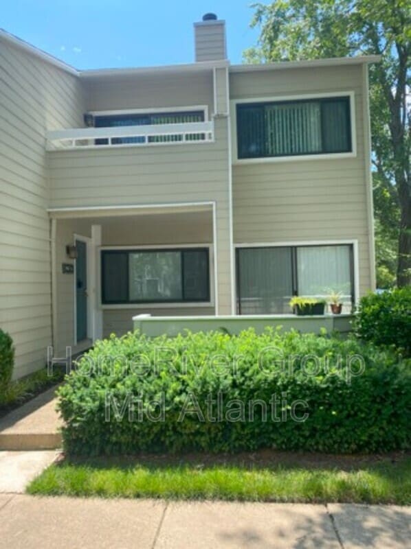 1967 Villaridge Dr, Reston, VA 20191 House Rental in Reston, VA