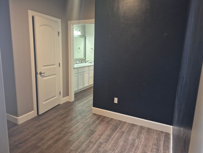 Building Photo - 836 Copper Ridge
