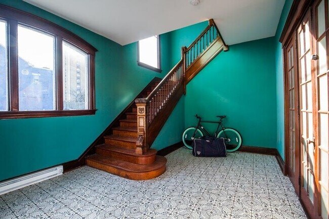 Foto del edificio - 1025 Scott Blvd